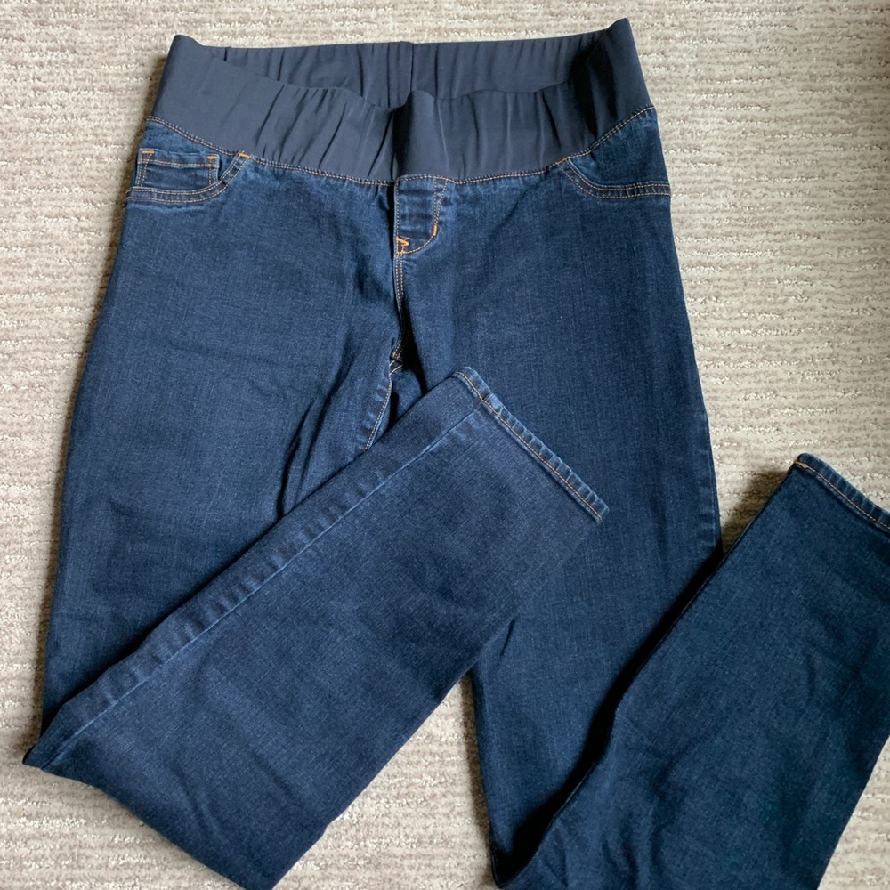 Maternity skinny jeans